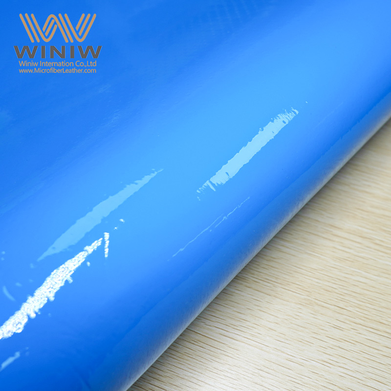 Comment identifier le matériau PU des ballons de football américain de la NFL